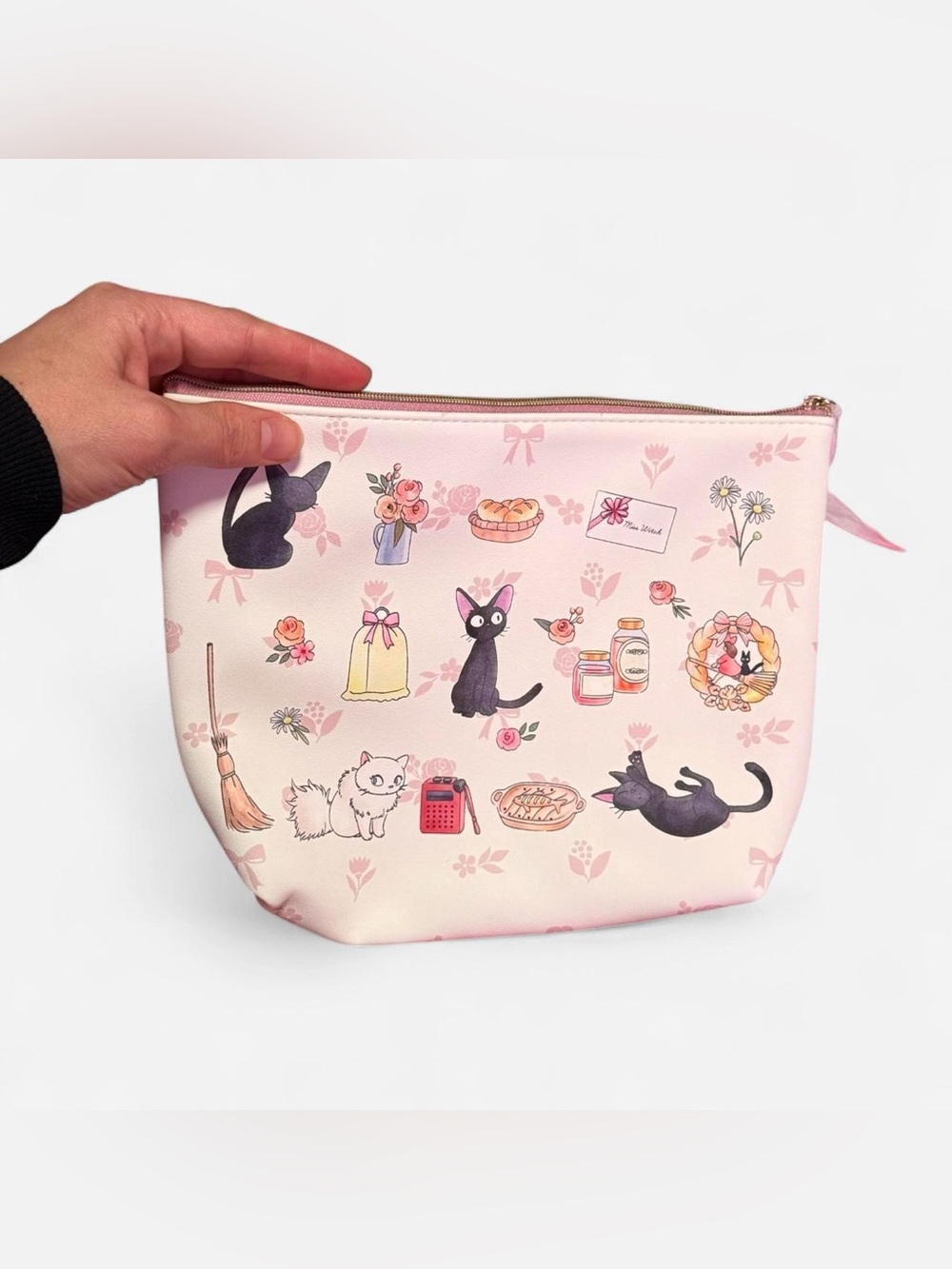 Ghibli Jiji Kiki’s Delivery Service Cat Floral Print Pouch NWT Japan Exclusive - Picture 4 of 9
